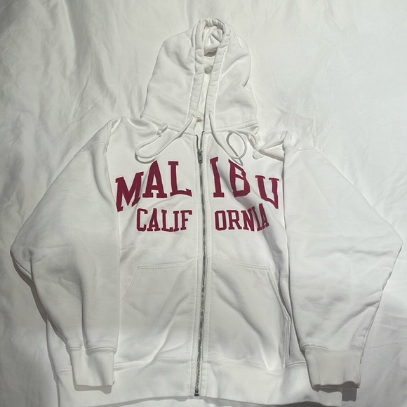 cute oversized zip up - Picture 2 of 3